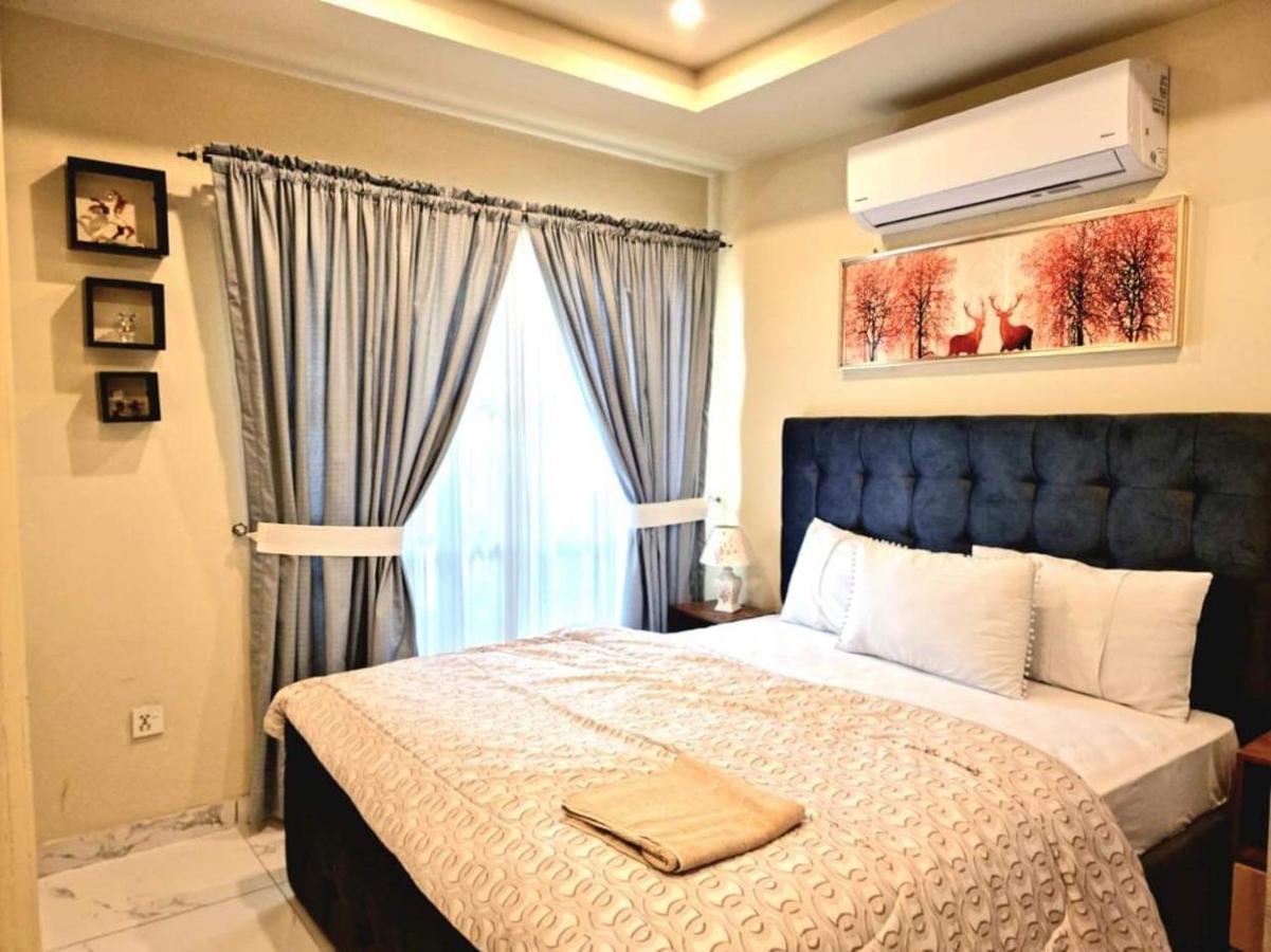 Comfortable & Lovely 1 Bed Apt In Bahria Town Rawalpindi Eksteriør billede